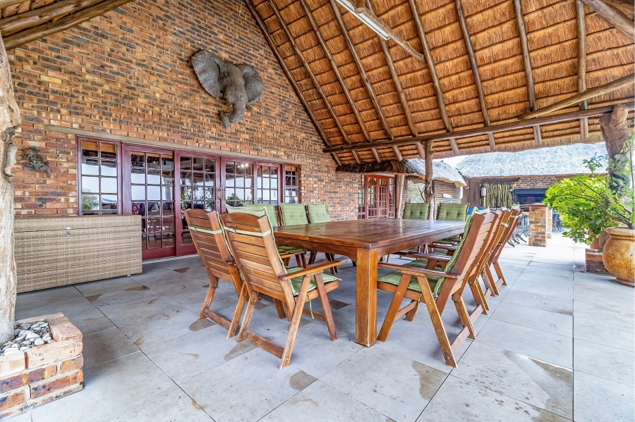 8 Bedroom Property for Sale in Oranjeville Free State